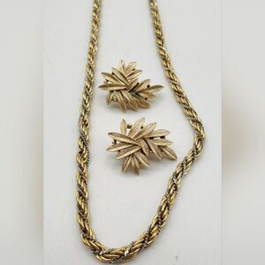 Set of Trifari Jewelry Necklace & Earrings Goldtone Silvertone 24"